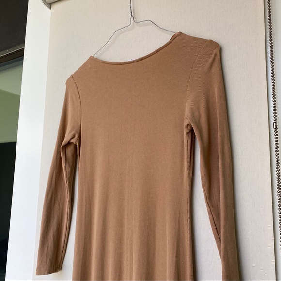 Eloise Long Sleeve Ribbed Midi Dress- Size Medium - Picture 7 of 10